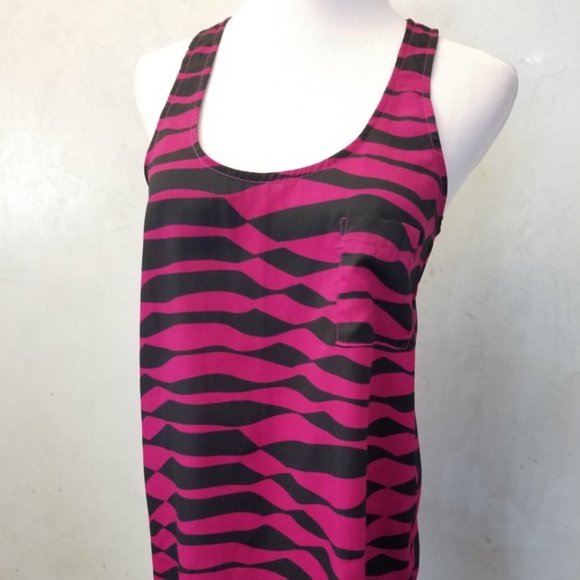 Aqua animal printed racer back top size S (S11) - Picture 3 of 6